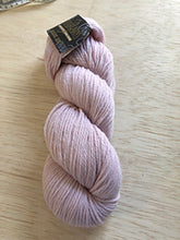 Load image into Gallery viewer, Cascade Classic 220 Wool