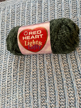 Load image into Gallery viewer, RED HEART LIGHT AND LOFTY MULTI     E708