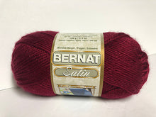 Load image into Gallery viewer, Bernat Satin Solids And Ombre