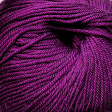 Load image into Gallery viewer, Cascade 220 Superwash Wool